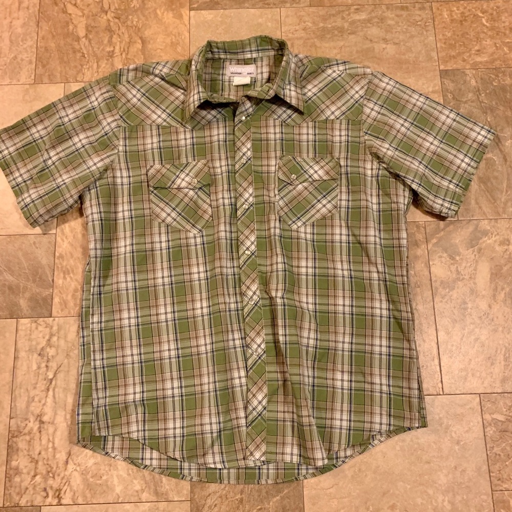 Wrangler snap up short sleeve shirt (men’s)